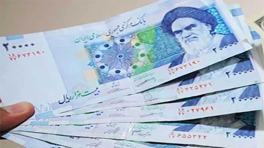 Iranian currency plunges further as dollar reaches 2.688 million rials
