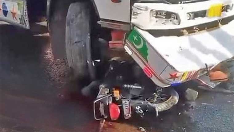 کراچی میں رواں سال ہیوی گاڑیوں کی ٹکر سے 211 افراد جاں بحق، ریسکیو