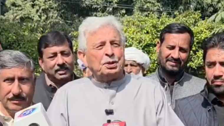  بیز ویکس فاؤنڈیشن شیٹ مینوفیکچرنگ یونٹ شہد بانی کیلئے اہم پیش رفت ہے: رانا تنویر حسین