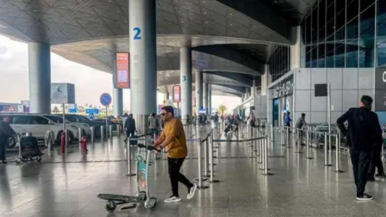 برطانیہ کا اپنے شہریوں کو سعودی ایئرپورٹس کی طرف سفر نہ کرنے کا مشورہ