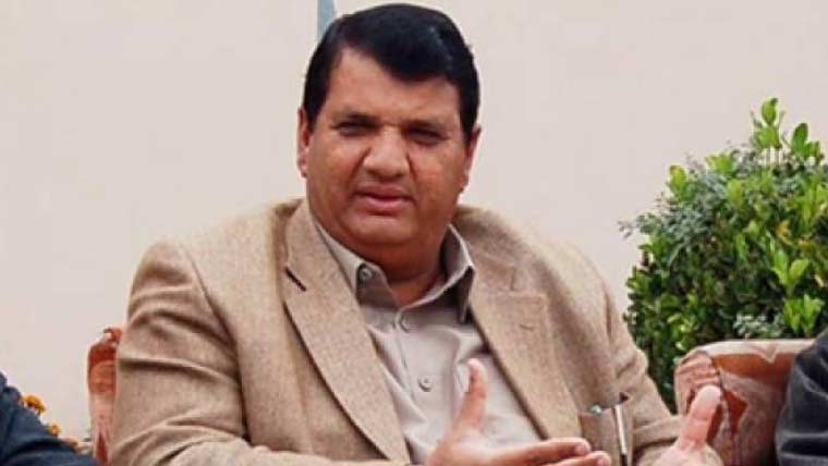 سہیل آفریدی کا مارچ ٹھس، بس تاریخ پر تاریخ دے رہے ہیں: امیر مقام