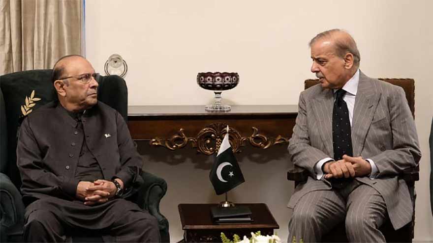 Emergency or governor's rule looms as President, PM discuss KP situation