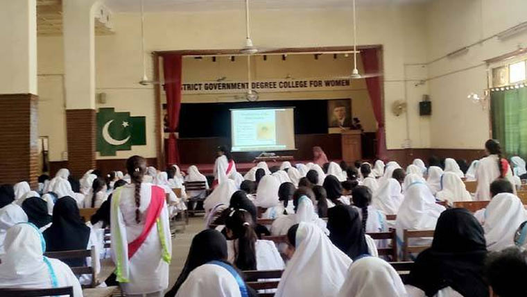 پشاور: تعلیمی ادارے معمول کے مطابق کھل گئے، مردان اور صوابی میں بند