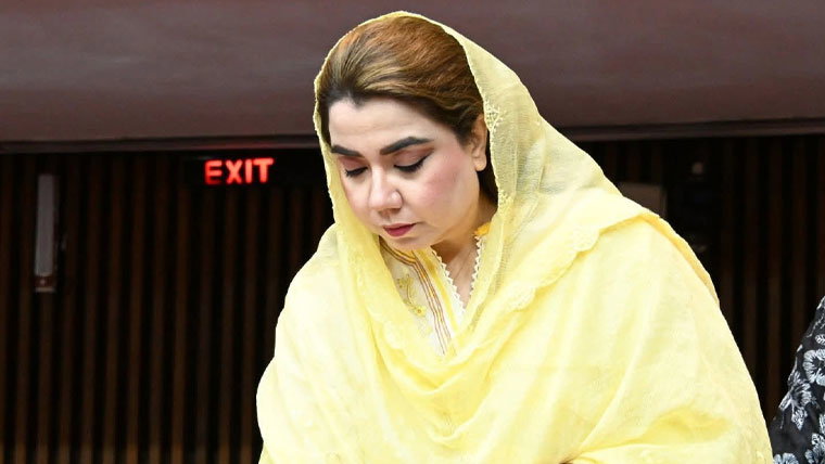 نگار جوہر خان سے منسوب صحت کارڈ کے خاتمے کا بیان بے بنیاد ہے: ثمر بلور