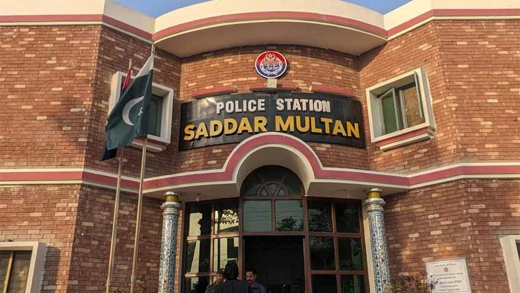 ملتان میں تھانے کی حراست سے ملزم فرار، 2 پولیس اہلکار گرفتار