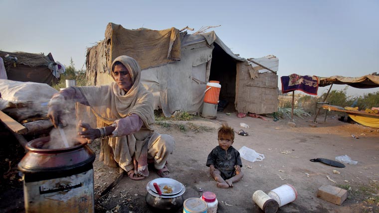 غربت کے خاتمہ کا عالمی دن: پاکستان بھوک سے زیادہ متاثر 10ممالک میں شامل