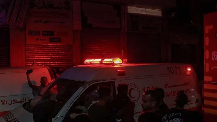 غزہ میں اسرائیلی فضائی حملے، میاں بیوی اور 17 سالہ نوجوان سمیت 4 فلسطینی شہید