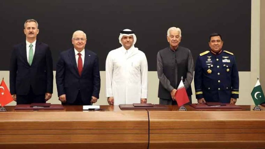 Pakistan, Qatar, Turkiye and Indonesia sign 'Badr' Defence Pact in Doha