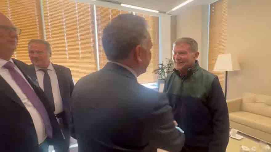Russia frees retired US schoolteacher in goodwill gesture as Putin meets Witkoff