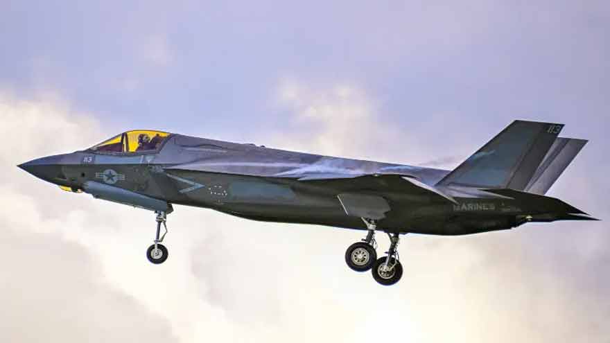 Lockheed, US Pentagon strike initial deal to produce 850 F-35 jets
