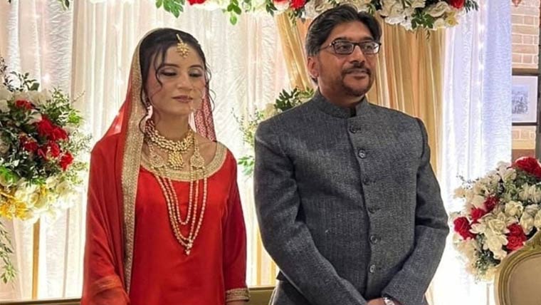 حنا جاوید کے کہنیوں میں سوراخ، سر پر گہرا زخم، گردن ٹوٹی ہوئی تھی: پوسٹ مارٹم رپورٹ