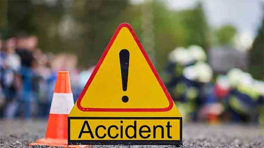  Two killed as van hits motorcycle near Jhang bypass