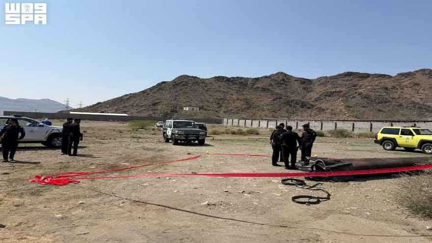 Houthis say they attacked Saudi oil pumping stations, Riyadh airport as fighting intensifies