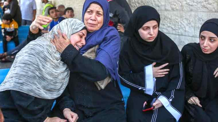 اسرائیل کے حملے: 38 ہزار فلسطینی خواتین، بچیاں جان سے ہاتھ دھو بیٹھیں