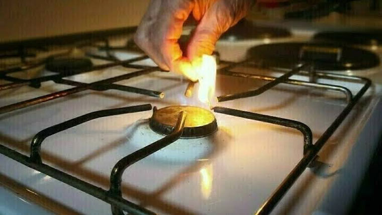 سردیوں میں صارفین کو روزانہ صرف 8 گھنٹے گیس ملنے کا امکان