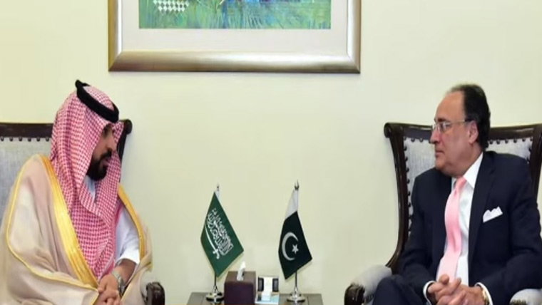 محمد اورنگزیب سے سعودی سفیر کی ملاقات، سرمایہ کاری بڑھانے پر اتفاق