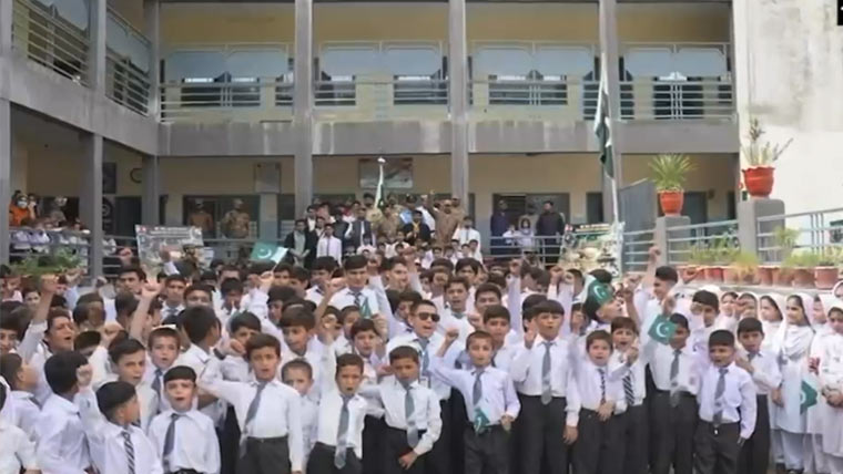 یوم دفاع و شہداء: پشاور کے تعلیمی اداروں میں پاک فوج کے زیراہتمام تقریبات