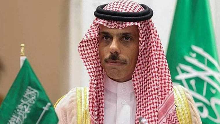 سعودی آئل ٹینکر پر ایرانی حملے میں عملے کے دو ارکان جاں بحق ہوئے: وزارت خارجہ