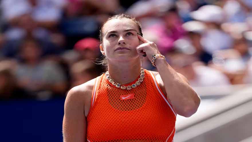 Alcaraz keeps US Open party going, Sabalenka complains of cannabis smell in win