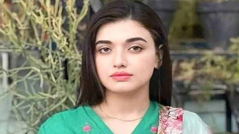 پی ٹی آئی کی سوشل میڈیا ایکٹوسٹ فلک جاوید جناح ہاؤس حملہ کیس میں گرفتار 