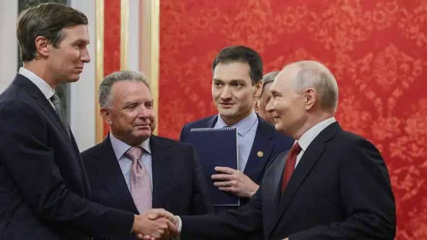 Putin meets US envoys for Ukraine war talks
