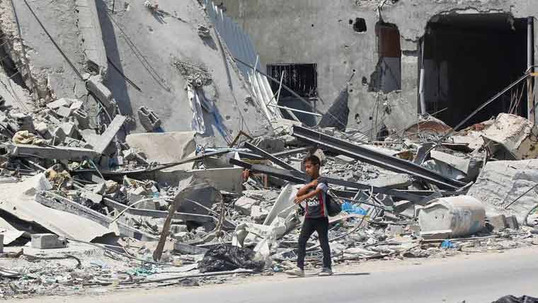 اسرائیل فوج کے حملوں میں تیزی، باپ بیٹی سمیت 4 فلسطینی شہید، متعدد زخمی