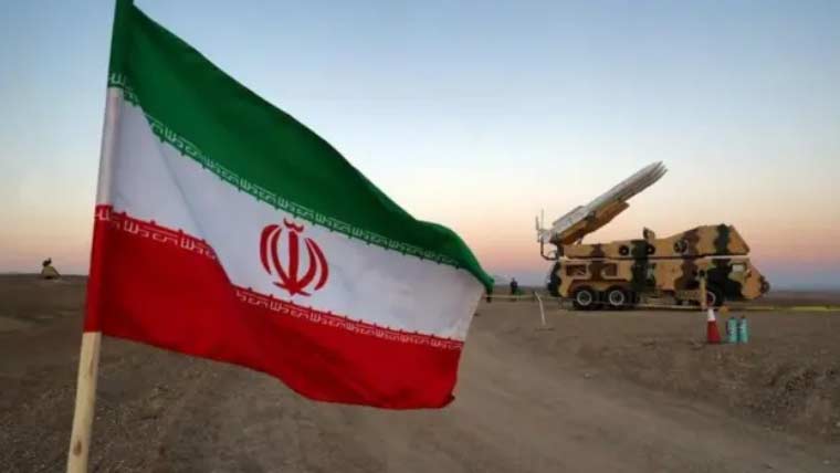 ایران نے دفاعی ہتھیاروں کی بڑے پیمانے پر پیداوار شروع کردی