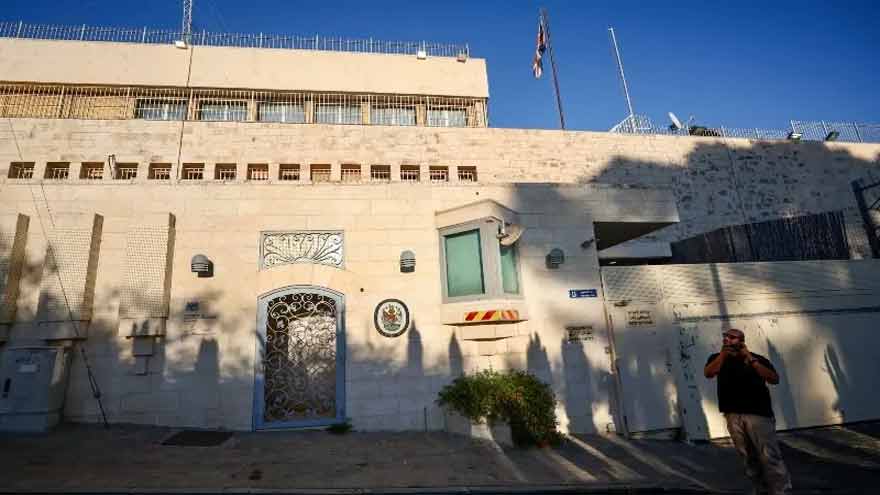 UK rejects Israel's 'damaging' retaliation to sanctions by ordering closure of Jerusalem consulate