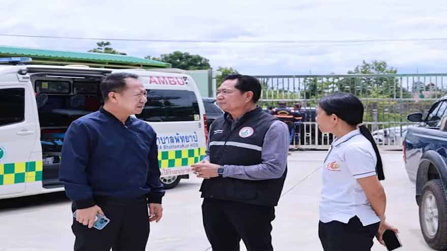 Policeman kills teacher wife at Thai school, kids safe: officials