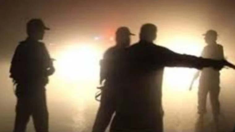 پشاور: زیرِ حراست گینگ ریپ کے 4 ملزمان نامعلوم افراد کی فائرنگ سے ہلاک