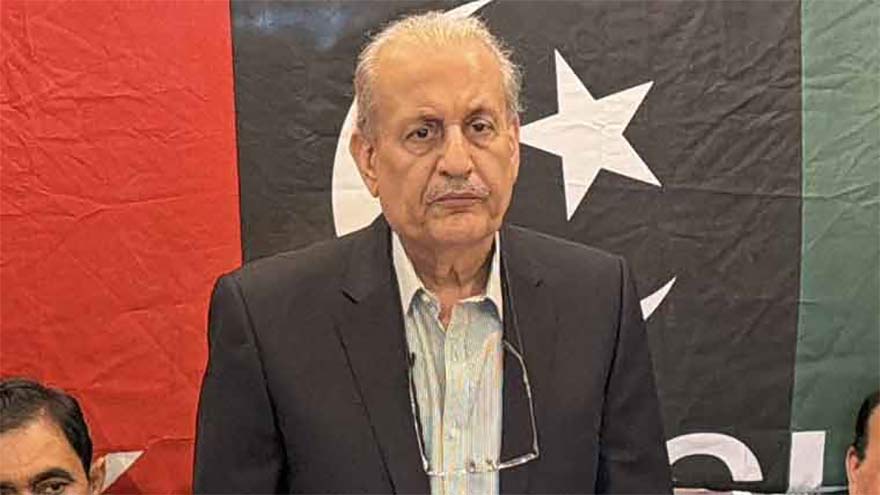 Solution to problems lies in empowered LGs, not in division of provinces: Raza Rabbani