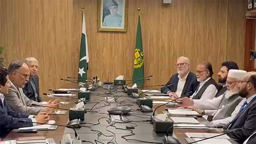 Govt, Jamaat-i-Islami hold talks on fuel relief as levy reduction sought