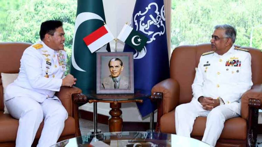 Indonesian navy chief meets Pakistani counterpart to strengthen maritime partnership