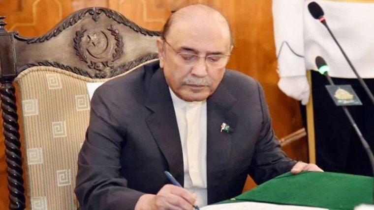 صدر مملکت آصف علی زرداری نے اہم سمریوں کی منظوری دے دی