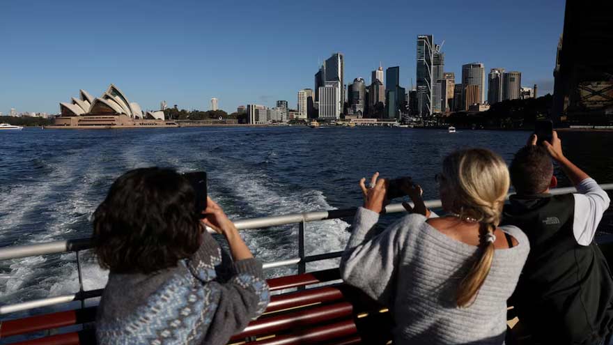 Australia to bar foreign students from bringing partners, children while they study