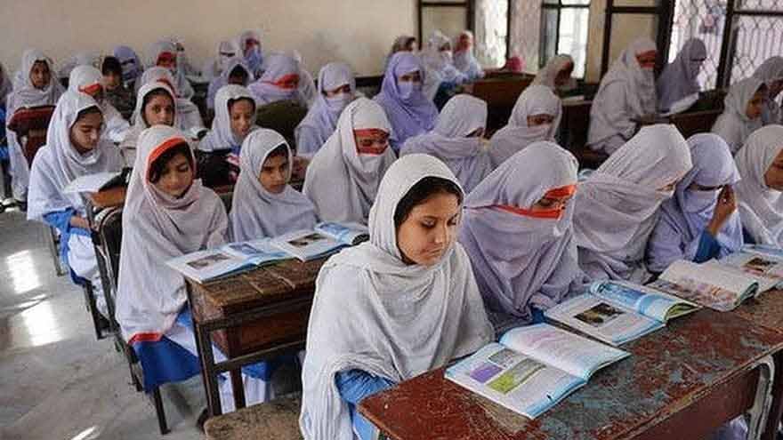 Punjab to bring ordinance against teachers over poor exam results