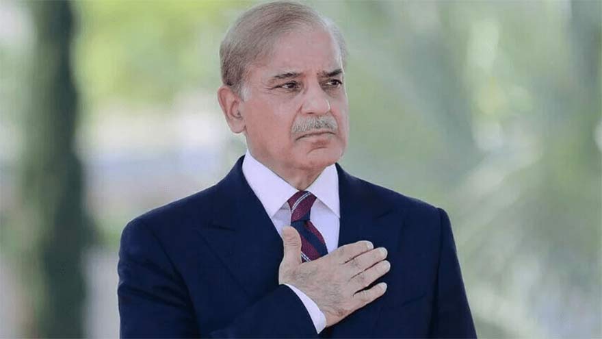 Prime Minister Shehbaz Sharif reaches London 