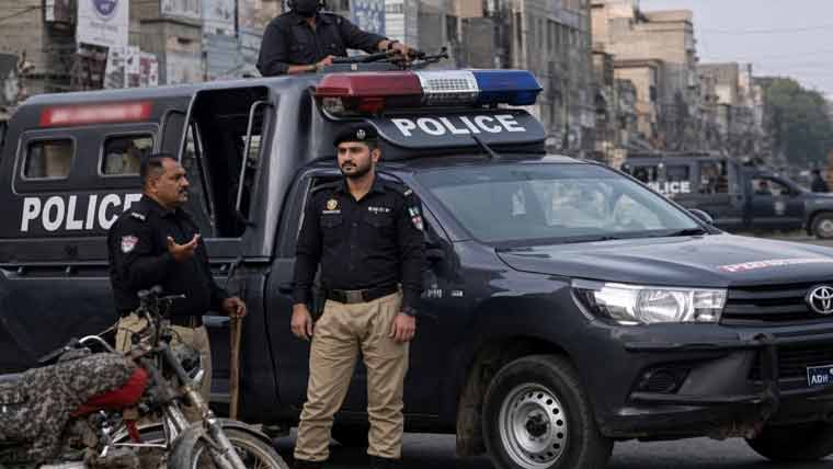 سکھر میں  پولیس اور ڈاکوؤں کے درمیان مبینہ مقابلہ، کانسٹیبل شہید