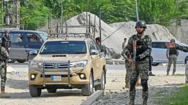 سکیورٹی فورسز کی قلات کے قریب کارروائی، 5 دہشتگرد ہلاک، 23 مغوی بازیاب