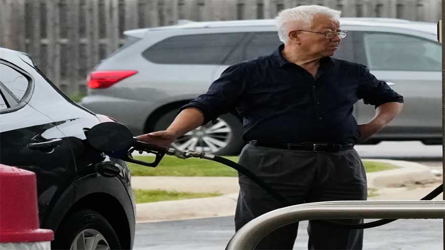  Rising gas prices frustrate voters. Trump says it's an 'inexpensive price to pay' for the Iran war