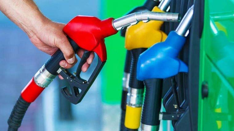 ڈیزل سستا، پٹرول مزید 4 روپے 61 پیسے فی لٹر مہنگا ہوگیا