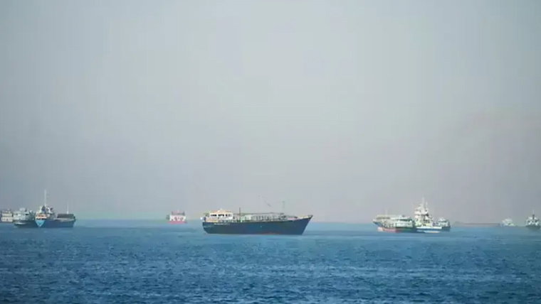 ہرمز میں جہازوں کیلئے نئی پابندی، خلاف ورزی پر بھاری جرمانہ مقرر