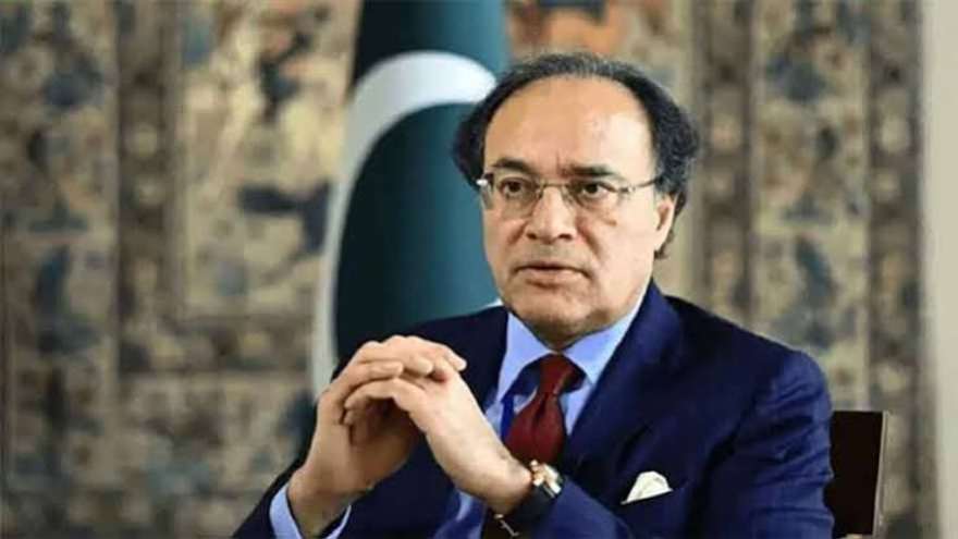 Finance Minister Aurangzeb calls for stronger climate financing