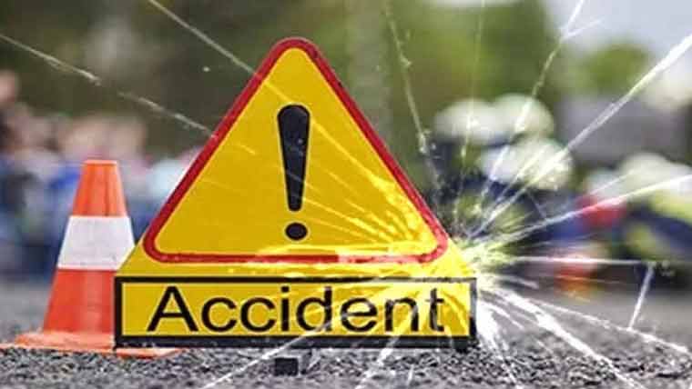 اوکاڑہ میں مسافر بس اور موٹر سائیکل میں تصادم سے 2 افراد جاں بحق، 4زخمی