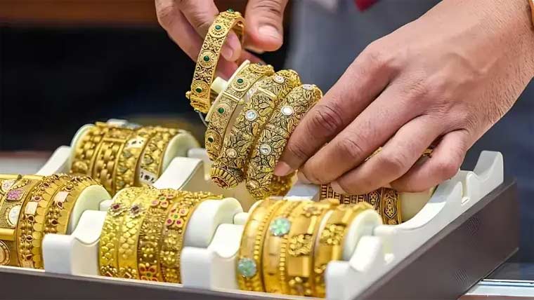 مسلسل کمی کے بعد سونا ہزاروں روپے مہنگا ہوگیا