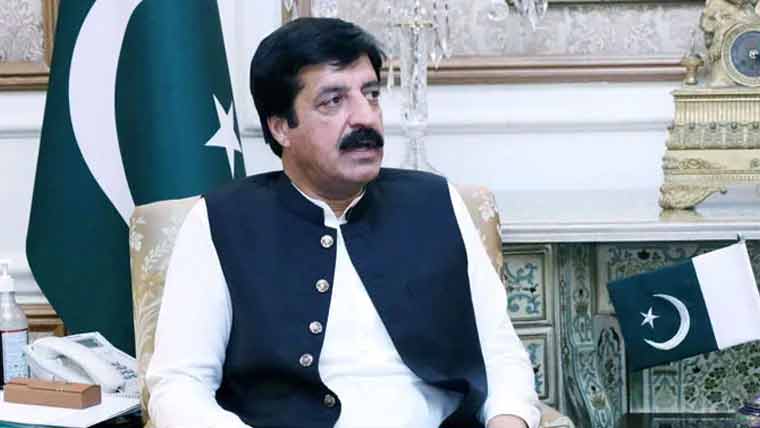 پی ٹی آئی کا ٹریک ریکارڈ درست نہیں، مجبوراً کنٹینرز لگا کر روکنا پڑتا ہے: گورنر پنجاب