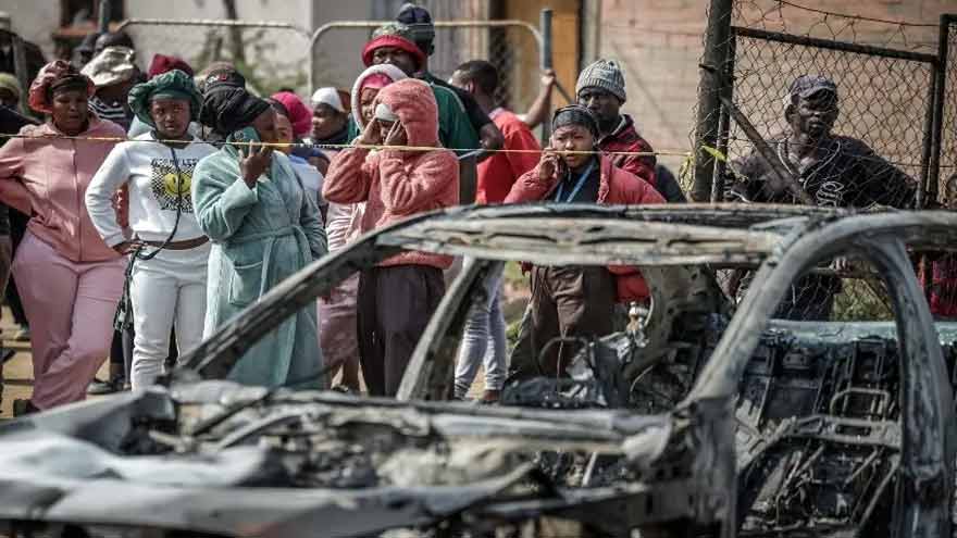 Gunmen kill 27 in 2 separate shootings in South Africa