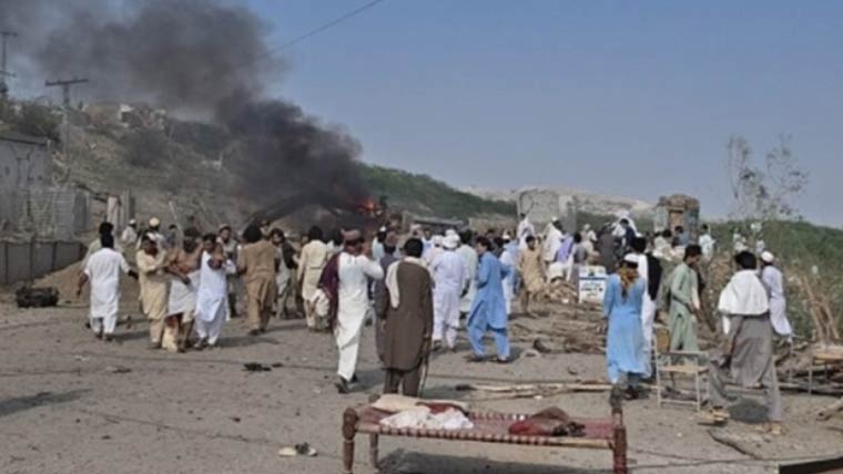 ڈی آئی خان: چیک پوسٹ پر خودکش حملے کا مقدمہ درج، دہشتگردی سمیت 14 دفعات شامل