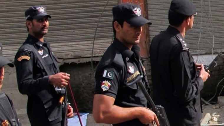 پی ٹی آئی حکومت کی خیبر پختونخوا پولیس کو دانستہ وسائل سے محروم رکھ کر استعدادکار پر کاری ضرب