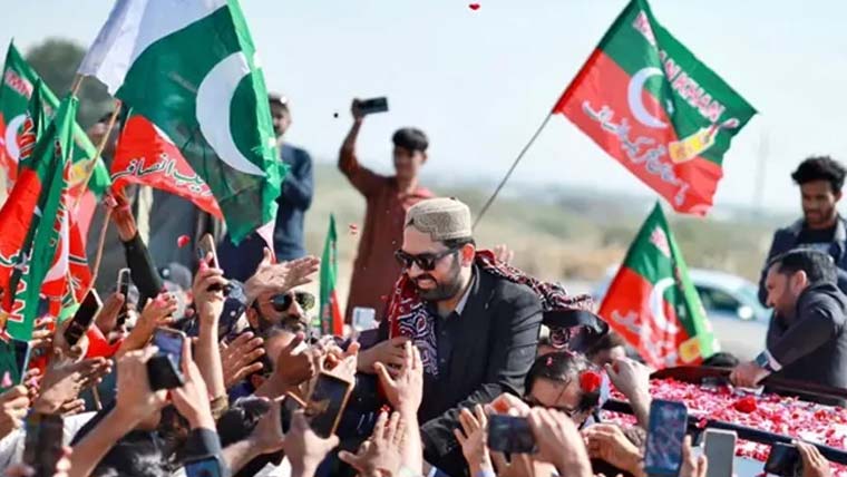 پی ٹی آئی نے 4 اکتوبر کے لانگ مارچ کا لائحہ عمل تیار کرلیا